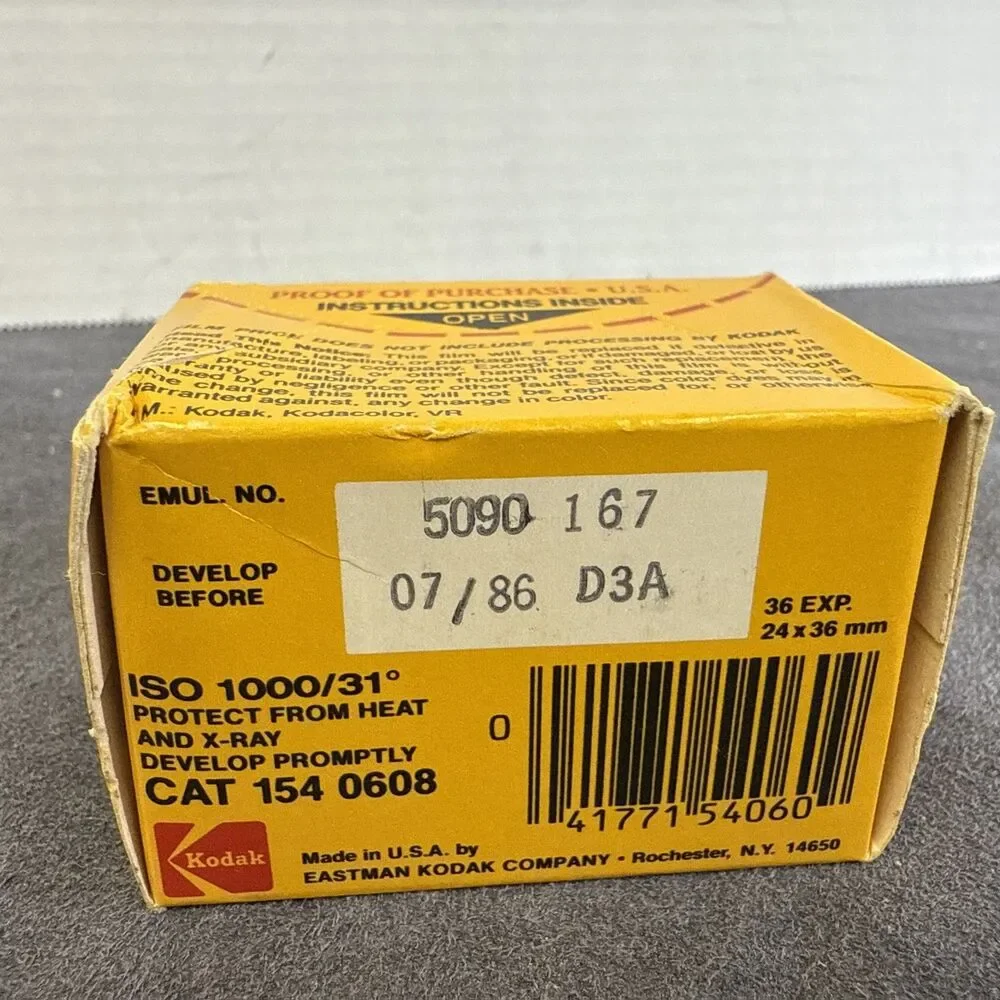 Vintage Kodacolor VR 1000 CF 135-36 35mm color print film 36 exposures